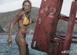 巴西女子海滩遇险，鲨鱼突袭下的断腿求生
